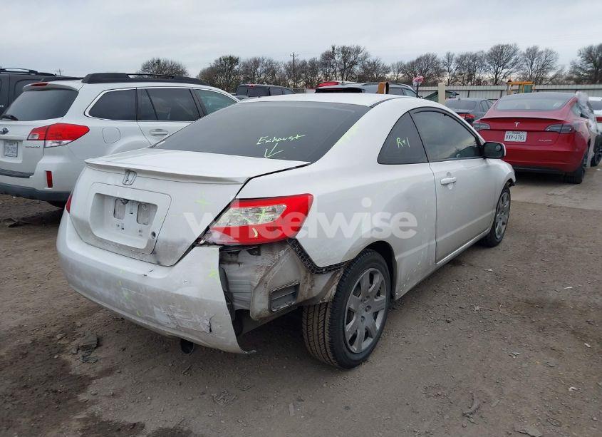 Photo 4 of 2011 Honda Civic LX (VIN 2HGFG1B68BH502994)