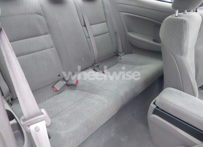 Photo 8 of 2011 Honda Civic LX (VIN 2HGFG1B68BH503868)