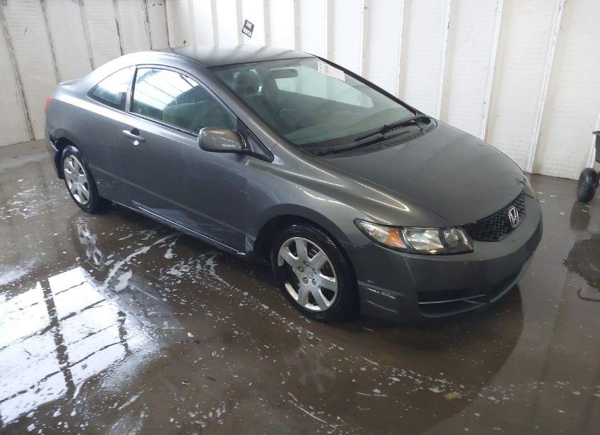 2011 Honda Civic LX (VIN 2HGFG1B68BH504146) main photo