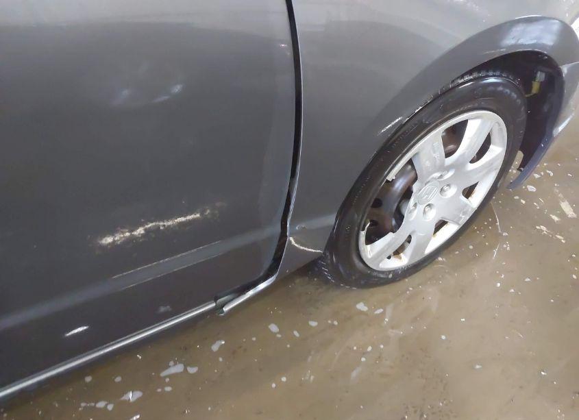 Photo 18 of 2011 Honda Civic LX (VIN 2HGFG1B68BH504146)