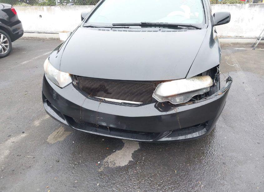 Photo 6 of 2011 Honda Civic LX (VIN 2HGFG1B68BH512828)