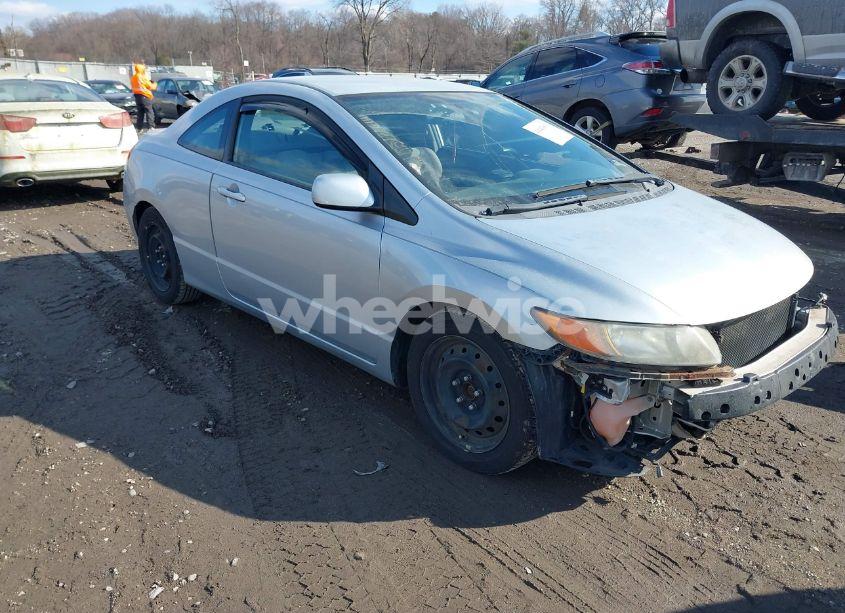 2011 Honda Civic LX (VIN 2HGFG1B68BH515518) main photo