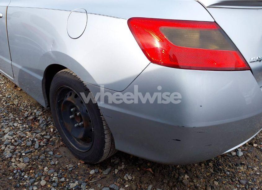 Photo 14 of 2011 Honda Civic LX (VIN 2HGFG1B68BH515518)