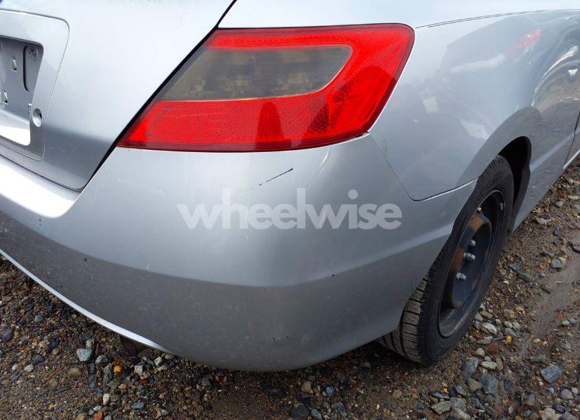 Photo 15 of 2011 Honda Civic LX (VIN 2HGFG1B68BH515518)