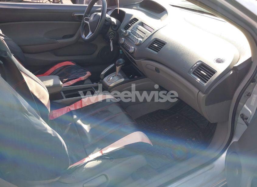 Photo 5 of 2011 Honda Civic LX (VIN 2HGFG1B68BH515518)