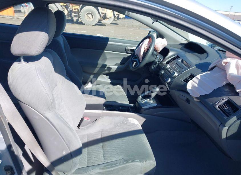 Photo 5 of 2010 Honda Civic LX (VIN 2HGFG1B69AH516479)