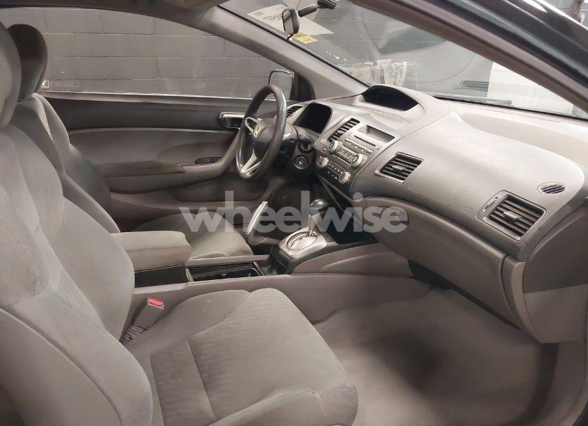 Photo 5 of 2010 Honda Civic LX (VIN 2HGFG1B69AH517373)