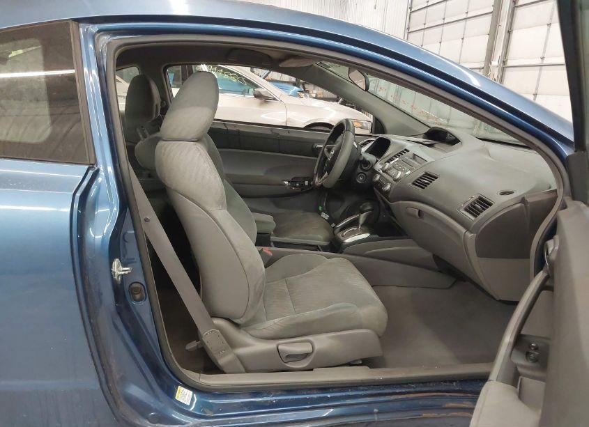 Photo 5 of 2010 Honda Civic LX (VIN 2HGFG1B69AH527644)