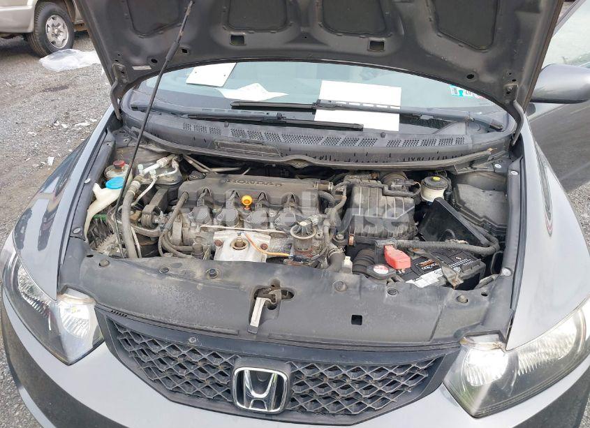 Photo 10 of 2010 Honda Civic LX (VIN 2HGFG1B6XAH531542)