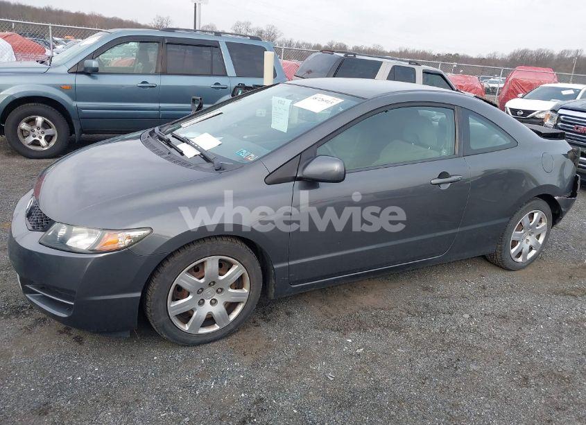 Photo 2 of 2010 Honda Civic LX (VIN 2HGFG1B6XAH531542)