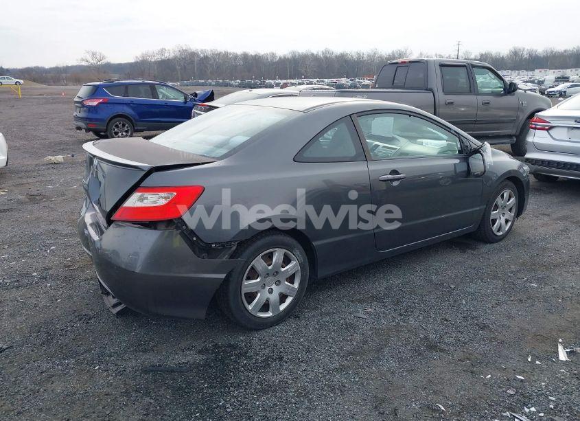 Photo 4 of 2010 Honda Civic LX (VIN 2HGFG1B6XAH531542)