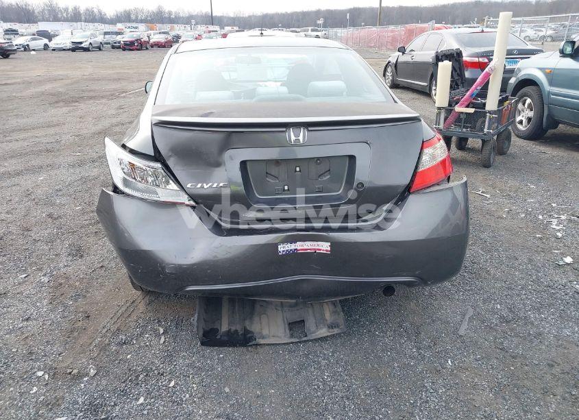 Photo 6 of 2010 Honda Civic LX (VIN 2HGFG1B6XAH531542)