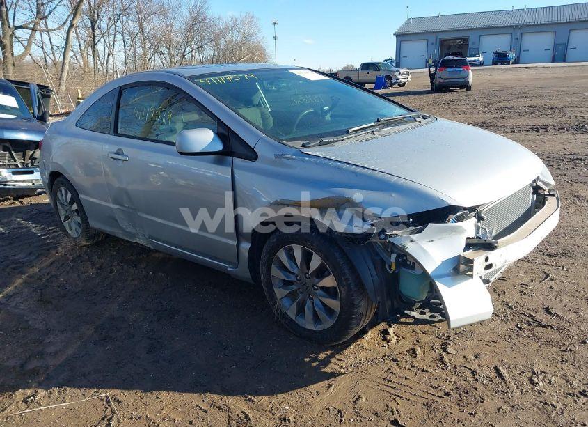 2010 Honda Civic EX (VIN 2HGFG1B81AH516588) main photo