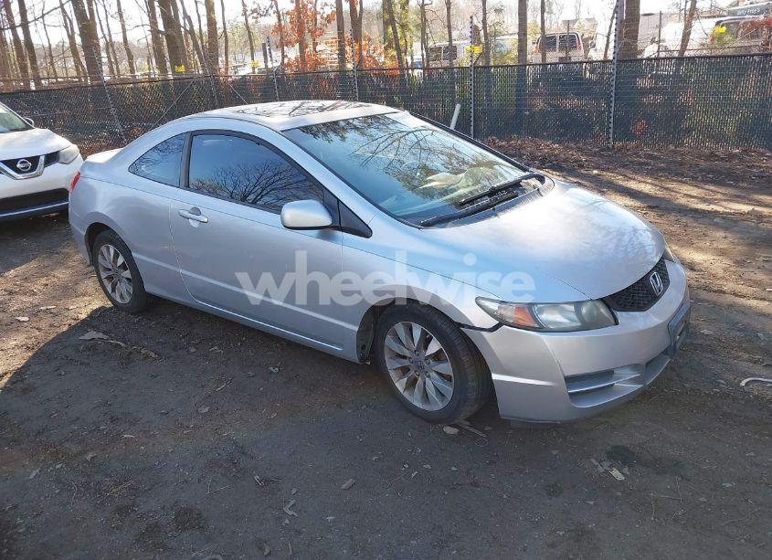 2010 Honda Civic EX (VIN 2HGFG1B82AH512761) main photo