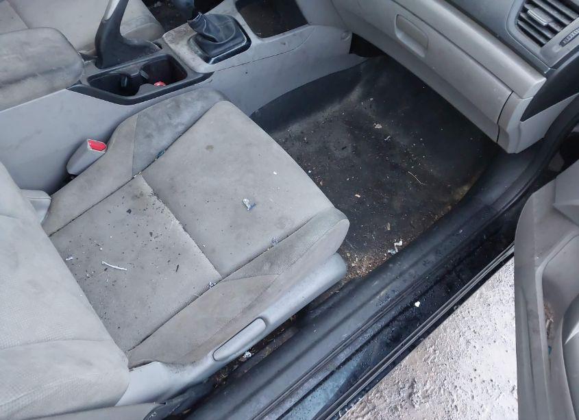 Photo 8 of 2012 Honda Civic LX (VIN 2HGFG3A50CH549541)