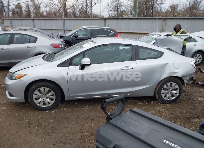 Photo 15 of 2012 Honda Civic LX (VIN 2HGFG3A52CH535950)