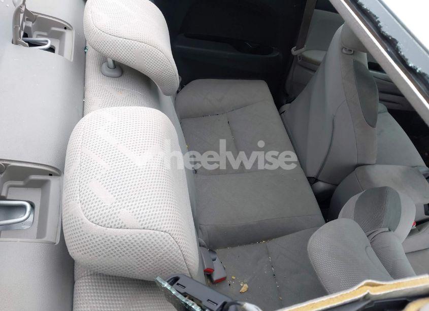 Photo 8 of 2012 Honda Civic LX (VIN 2HGFG3A52CH535950)