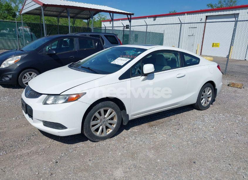 Photo 2 of 2012 Honda Civic EX-L (VIN 2HGFG3B05CH526310)