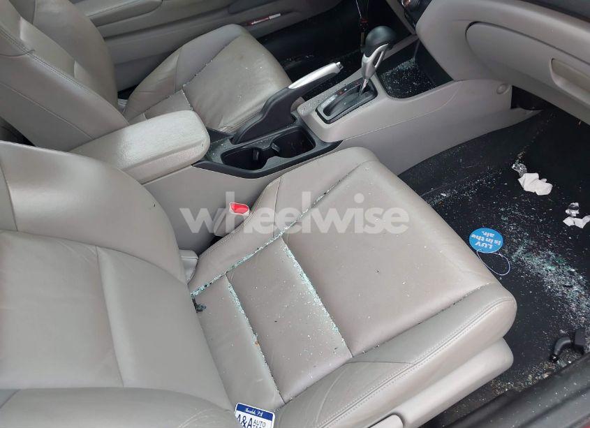 Photo 5 of 2012 Honda Civic EX-L (VIN 2HGFG3B08CH512658)