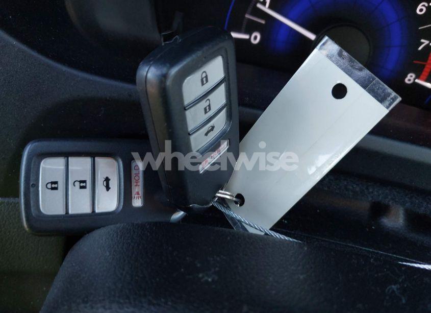 Photo 11 of 2015 Honda Civic EX-L (VIN 2HGFG3B0XFH501777)