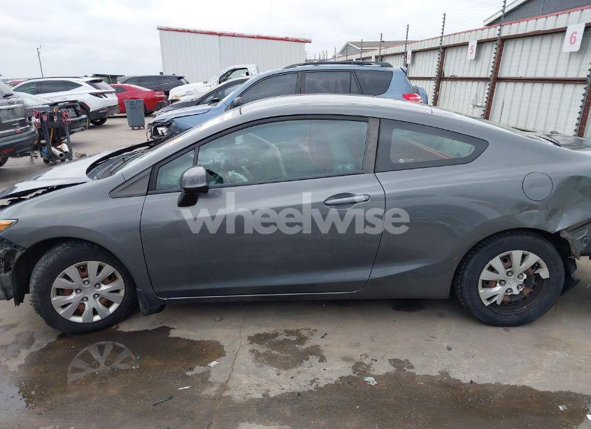 Photo 14 of 2012 Honda Civic LX (VIN 2HGFG3B50CH516568)