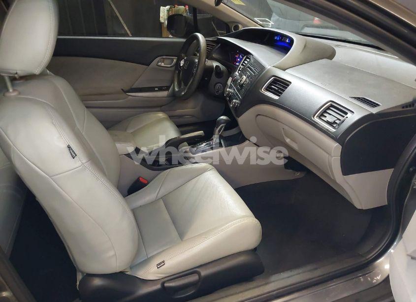 Photo 5 of 2013 Honda Civic LX (VIN 2HGFG3B50DH515471)