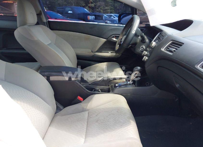 Photo 5 of 2015 Honda Civic LX (VIN 2HGFG3B50FH522648)