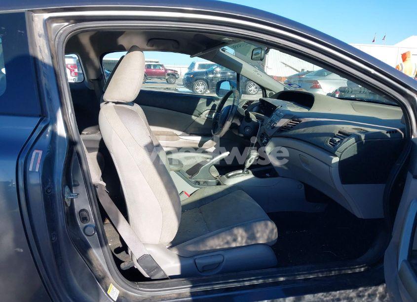 Photo 5 of 2012 Honda Civic LX (VIN 2HGFG3B51CH543469)