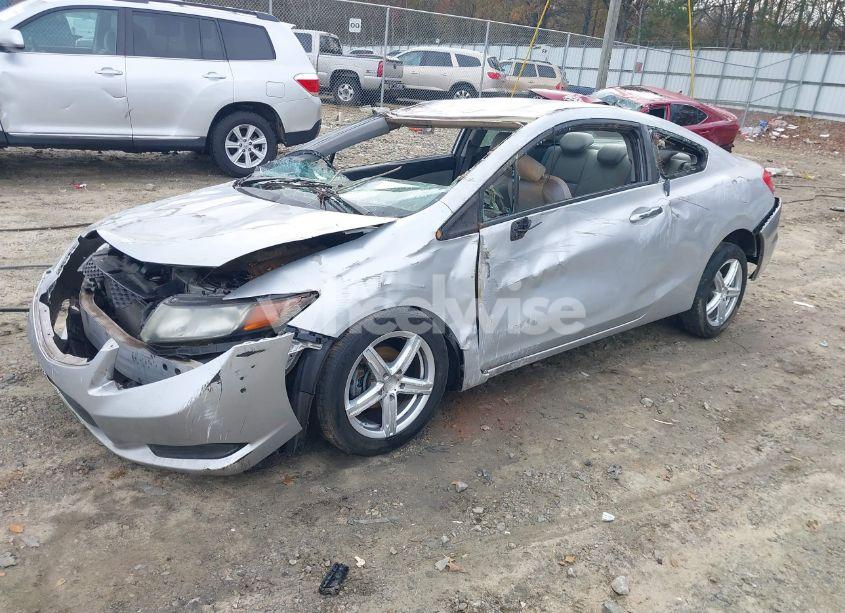 Photo 2 of 2012 Honda Civic LX (VIN 2HGFG3B51CH547778)