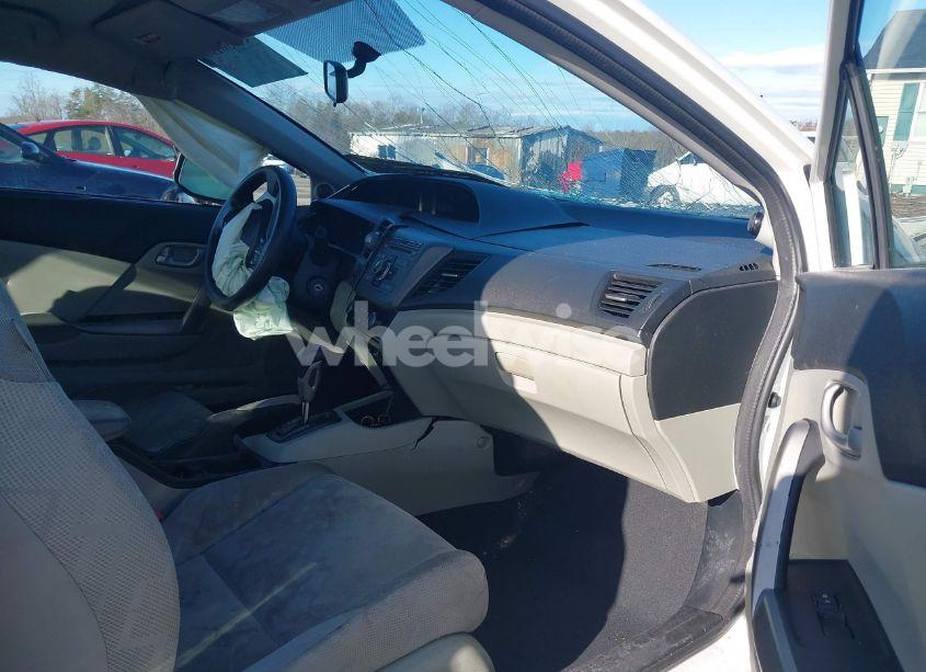 Photo 5 of 2012 Honda Civic LX (VIN 2HGFG3B51CH556626)