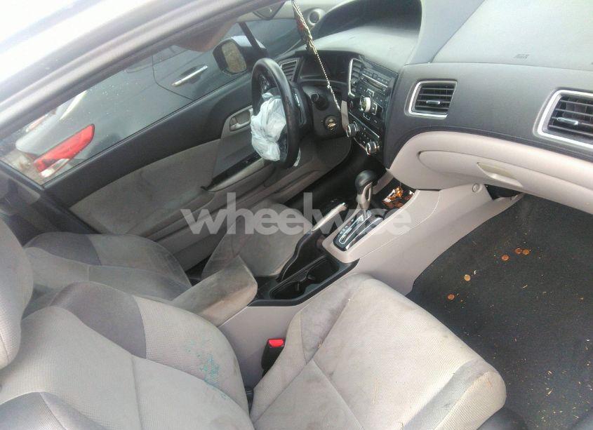 Photo 5 of 2013 Honda Civic LX (VIN 2HGFG3B51DH500042)