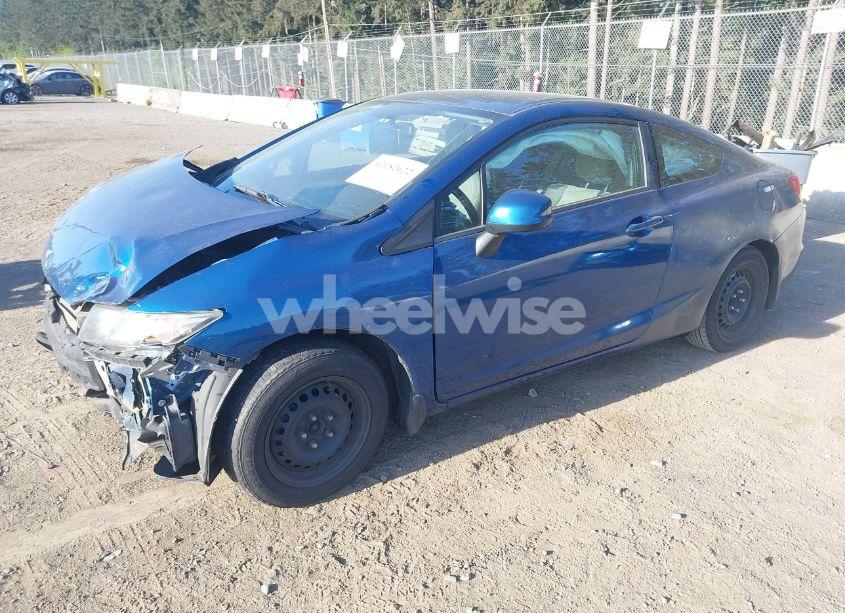 Photo 2 of 2013 Honda Civic LX (VIN 2HGFG3B51DH524650)