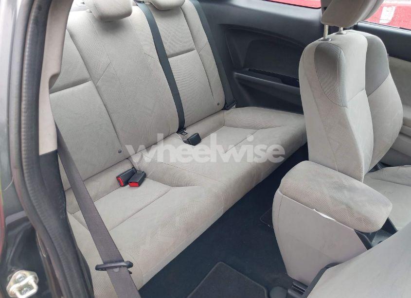 Photo 8 of 2013 Honda Civic LX (VIN 2HGFG3B51DH528696)