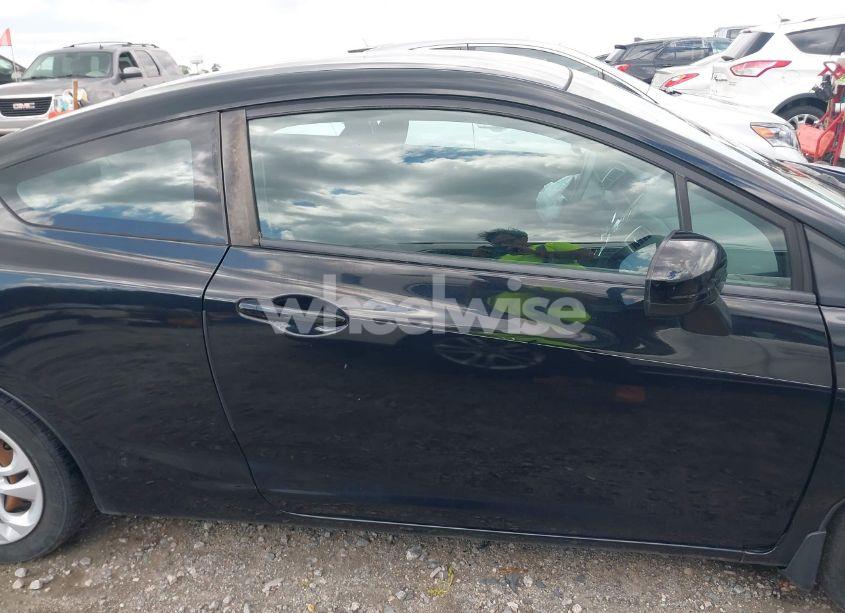 Photo 13 of 2014 Honda Civic LX (VIN 2HGFG3B51EH501841)