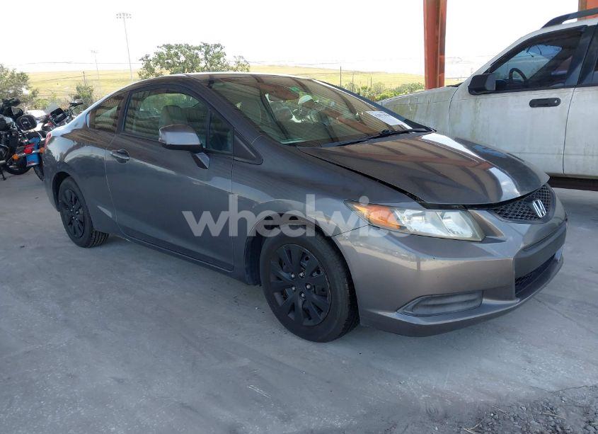 2012 Honda Civic LX (VIN 2HGFG3B52CH500405) main photo
