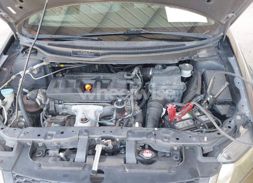 Photo 10 of 2012 Honda Civic LX (VIN 2HGFG3B52CH500405)