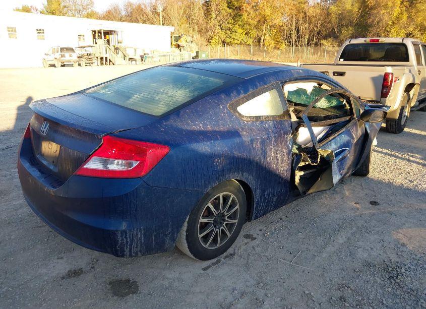 Photo 4 of 2012 Honda Civic LX (VIN 2HGFG3B52CH521836)