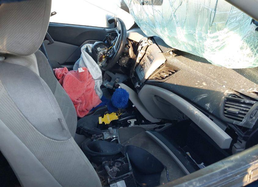 Photo 5 of 2012 Honda Civic LX (VIN 2HGFG3B52CH521836)