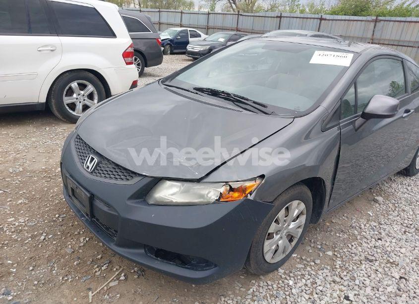 Photo 6 of 2012 Honda Civic LX (VIN 2HGFG3B52CH522131)