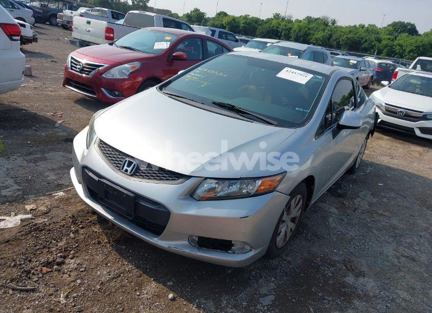 Photo 2 of 2012 Honda Civic LX (VIN 2HGFG3B52CH542895)