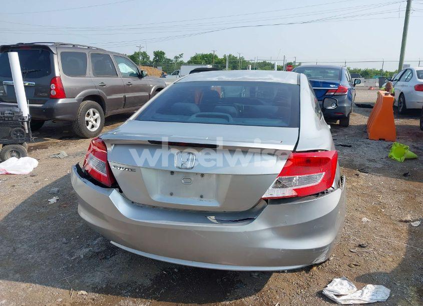 Photo 6 of 2012 Honda Civic LX (VIN 2HGFG3B52CH542895)