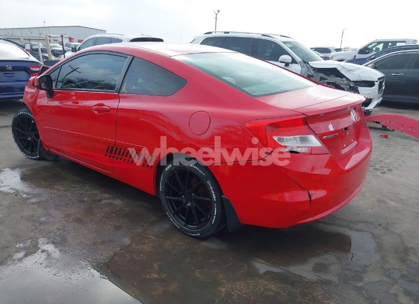 Photo 3 of 2012 Honda Civic LX (VIN 2HGFG3B52CH552875)