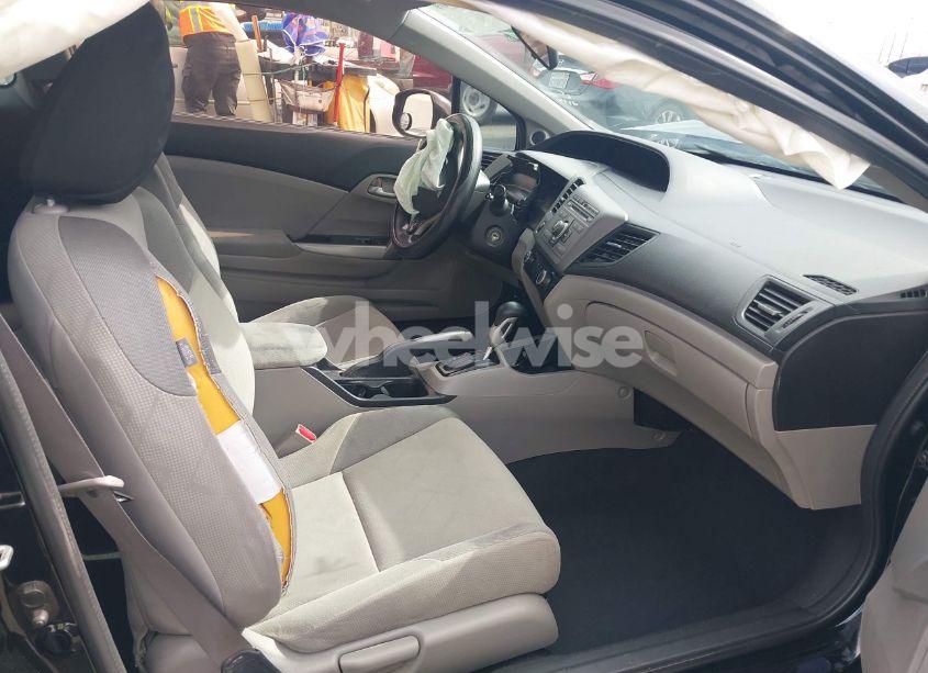 Photo 5 of 2012 Honda Civic LX (VIN 2HGFG3B52CH562435)