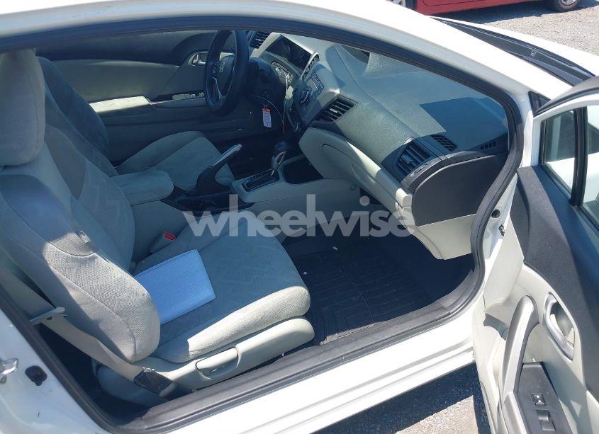 Photo 5 of 2012 Honda Civic LX (VIN 2HGFG3B52CH564363)