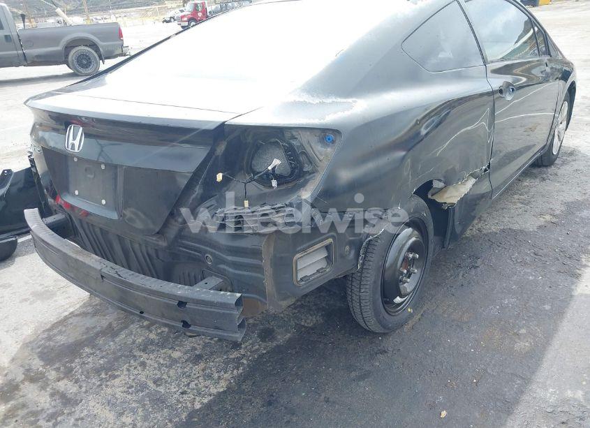 Photo 6 of 2012 Honda Civic LX (VIN 2HGFG3B52CH566808)