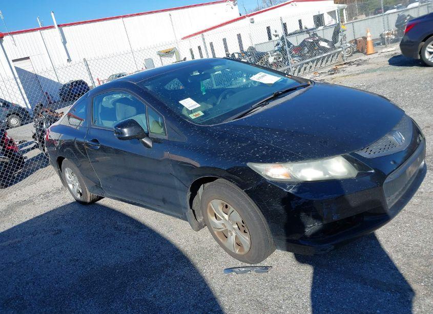 2013 Honda Civic LX (VIN 2HGFG3B52DH520834) main photo