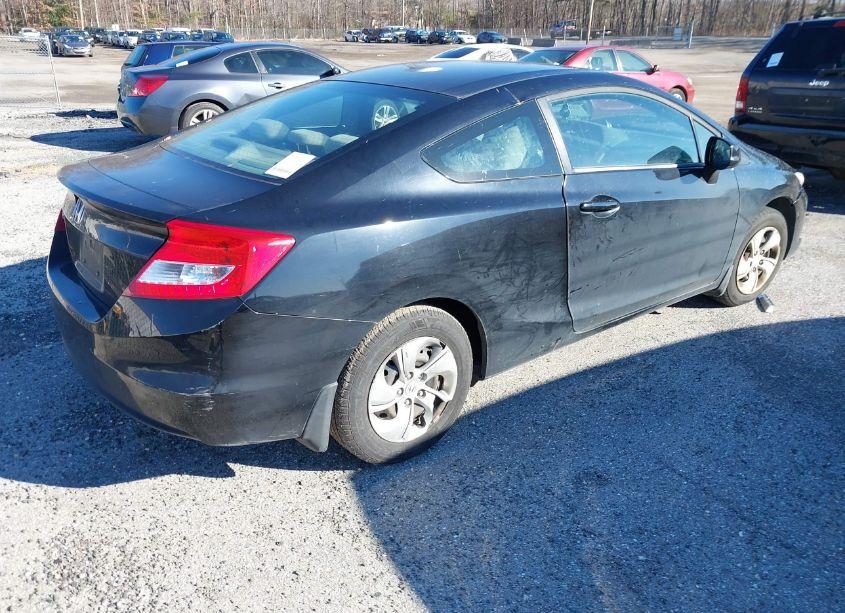 Photo 4 of 2013 Honda Civic LX (VIN 2HGFG3B52DH520834)