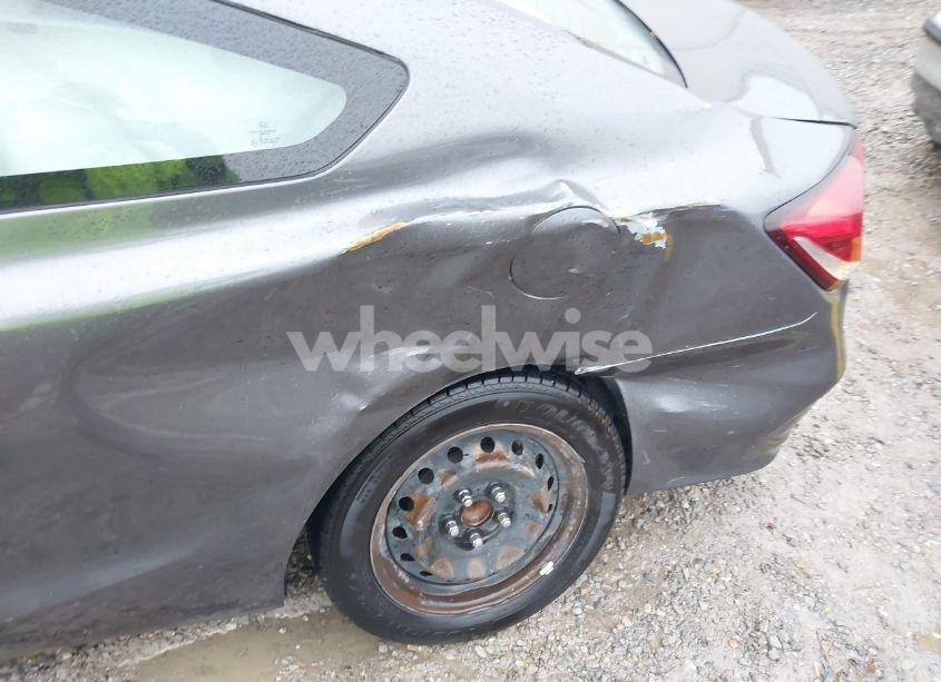 Photo 6 of 2014 Honda Civic LX (VIN 2HGFG3B52EH502111)