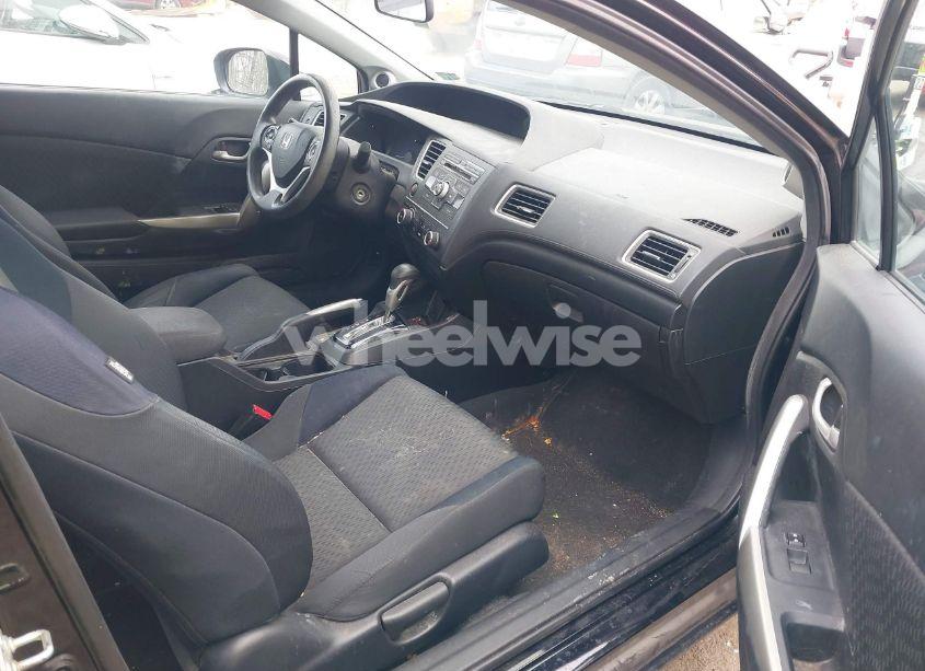 Photo 5 of 2014 Honda Civic LX (VIN 2HGFG3B52EH513237)