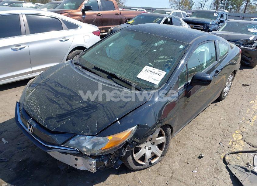 Photo 2 of 2015 Honda Civic LX (VIN 2HGFG3B52FH523610)